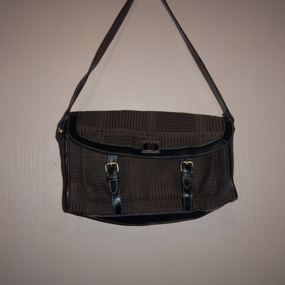 VERY NICE NO NAME BRAND WOMEN'S BAG